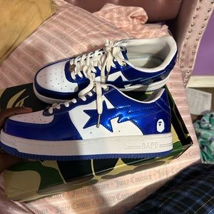 Royal blue glossy bapestas (negotiable)